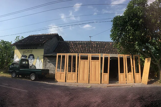 Pintu kayu jati custom tinggi 235 pesanan pak wildan satu rumah di Depok 2021